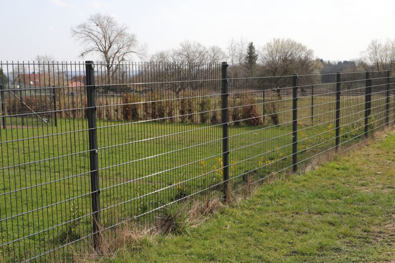 Wire Mesh Fence Installation in Pearland, TX